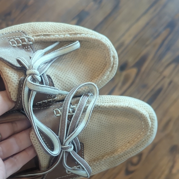 Like New Clark Suede Leather Tan Extra Light Loafers - Picture 6 of 10